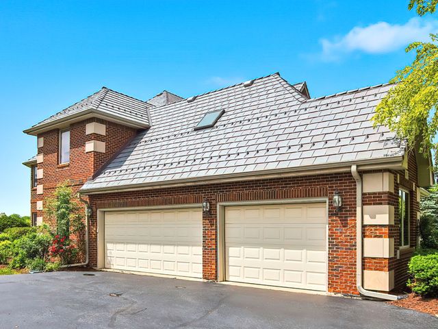 10711 Bull Valley Drive, Woodstock, IL 60098