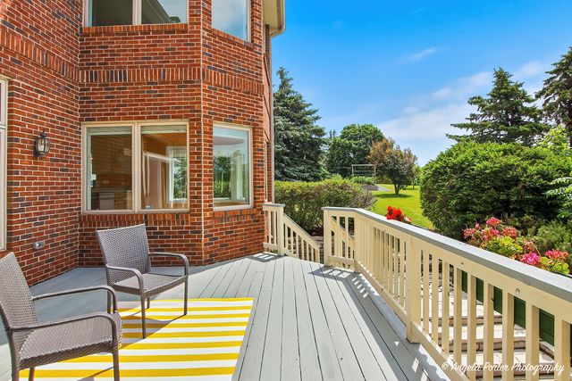 10711 Bull Valley Drive, Woodstock, IL 60098