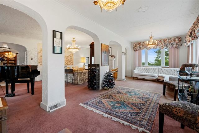 4606 Brownsville Rd, Whitehall, PA 15236