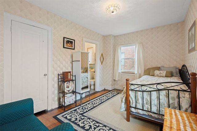 4606 Brownsville Rd, Whitehall, PA 15236