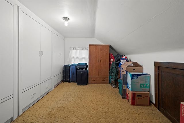 4606 Brownsville Rd, Whitehall, PA 15236
