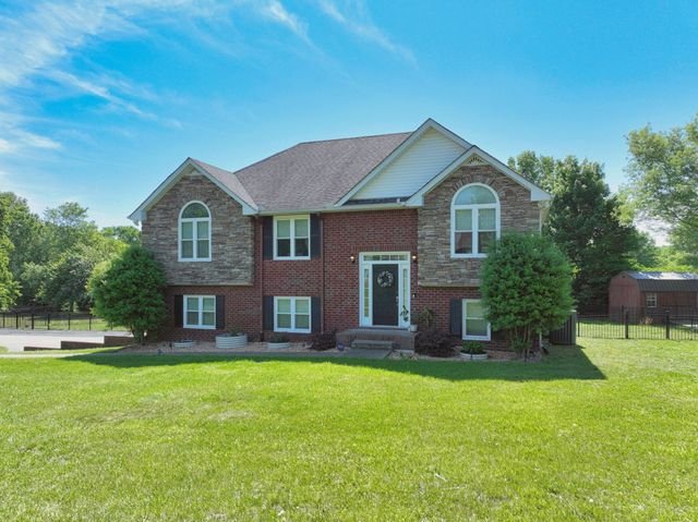 306 Michael Cir, Mount Juliet, TN 37122