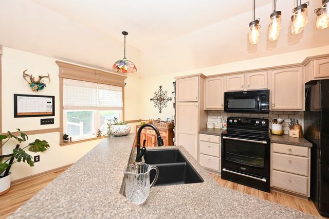 306 Michael Cir, Mount Juliet, TN 37122