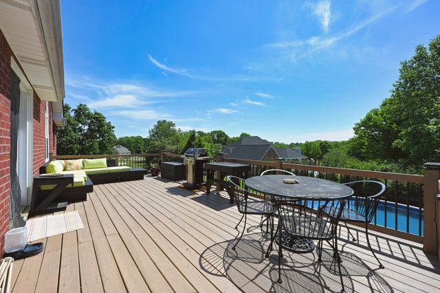 306 Michael Cir, Mount Juliet, TN 37122