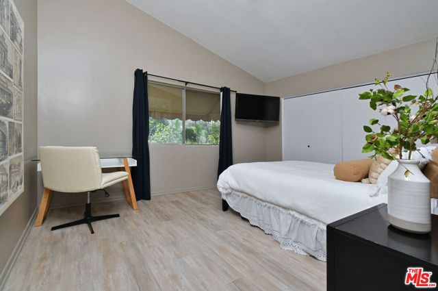 16142 Bayberry Place, Sherman Oaks, CA 91403