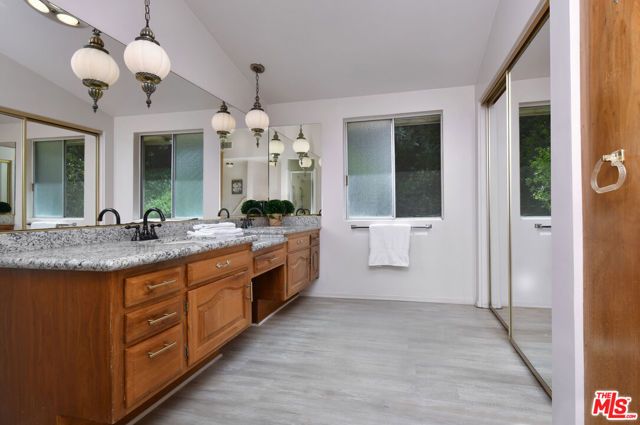 16142 Bayberry Place, Sherman Oaks, CA 91403