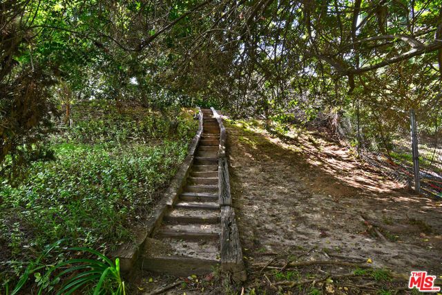 16142 Bayberry Place, Sherman Oaks, CA 91403