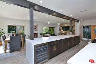 16142 Bayberry Place, Sherman Oaks, CA 91403