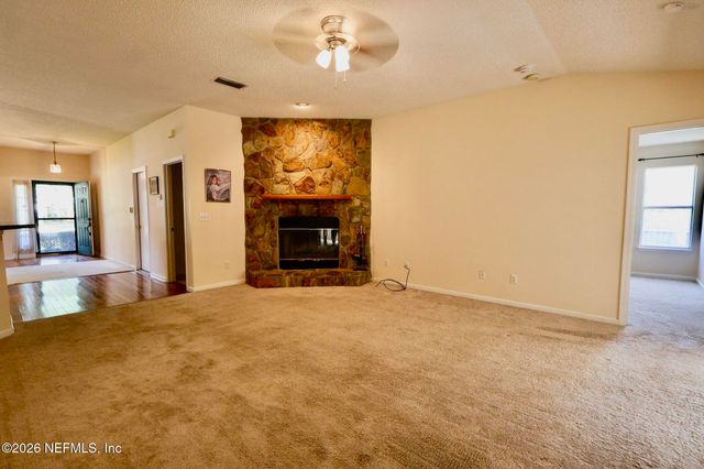 2140 FEATHERWOOD Drive W, Jacksonville, FL 32233