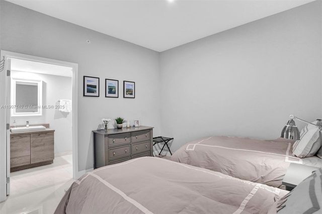 400 Sunny Isles Blvd 2021, Sunny Isles Beach, FL 33160