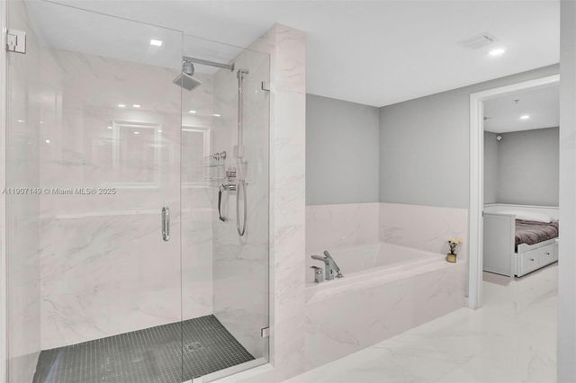 400 Sunny Isles Blvd 2021, Sunny Isles Beach, FL 33160