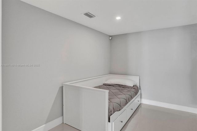 400 Sunny Isles Blvd 2021, Sunny Isles Beach, FL 33160