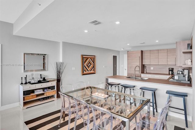 400 Sunny Isles Blvd 2021, Sunny Isles Beach, FL 33160