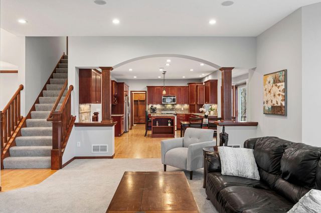 15196 Wood Duck Trail NW, Prior Lake, MN 55372