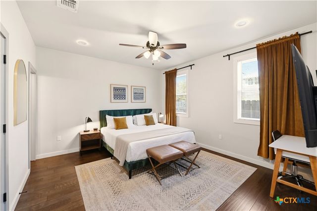 419 N Hackberry Street, San Antonio, TX 78202