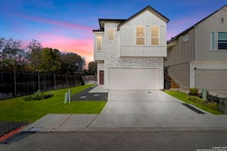 8851 OAKLAND RD #24, San Antonio, TX 78240