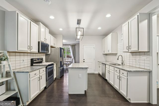 153 Knob Creek, Dawsonville, GA 30534
