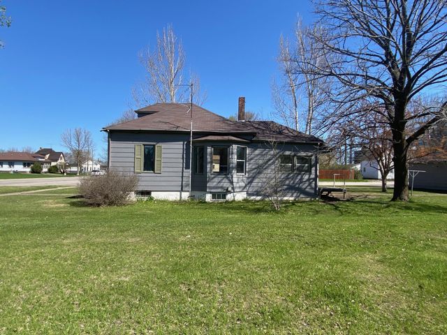 402 S Main Street, Mahnomen, MN 56557