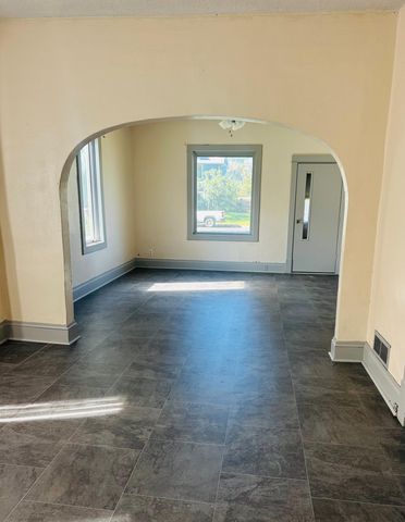 402 S Main Street, Mahnomen, MN 56557