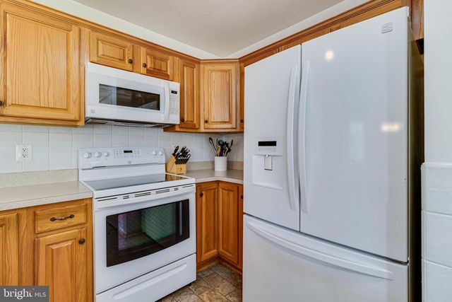 211 WESTLAKE BLVD, Prince Frederick, MD 20678