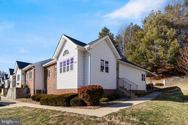 211 WESTLAKE BLVD, Prince Frederick, MD 20678