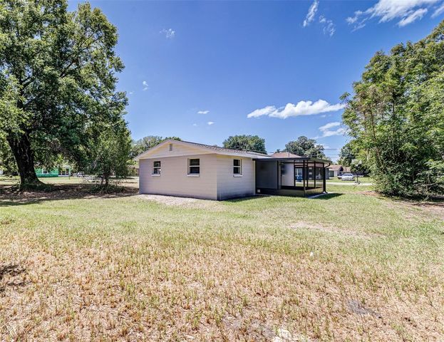 417 S SEMINOLE AVENUE, Fort Meade, FL 33841