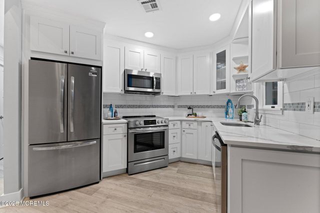 103 23rd Avenue 11, Seaside Park, NJ 08752