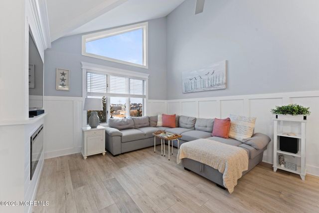 103 23rd Avenue 11, Seaside Park, NJ 08752