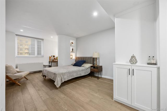 13338 Sanford Avenue 6C, Flushing, NY 11355