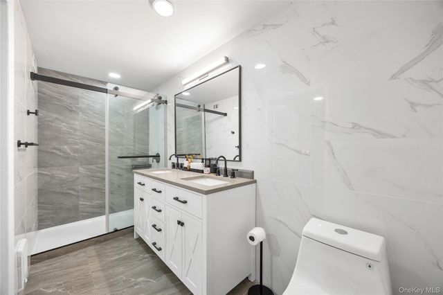 13338 Sanford Avenue 6C, Flushing, NY 11355