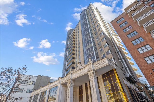 13338 Sanford Avenue 6C, Flushing, NY 11355