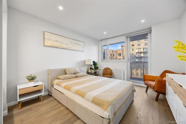 13338 Sanford Avenue 6C, Flushing, NY 11355