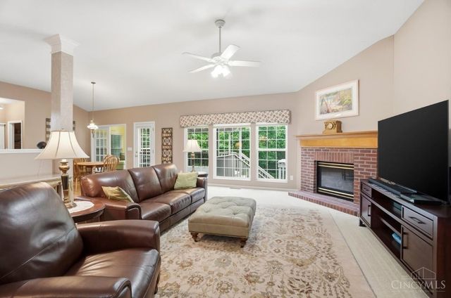 5594 Crestwood Drive, Mason, OH 45040
