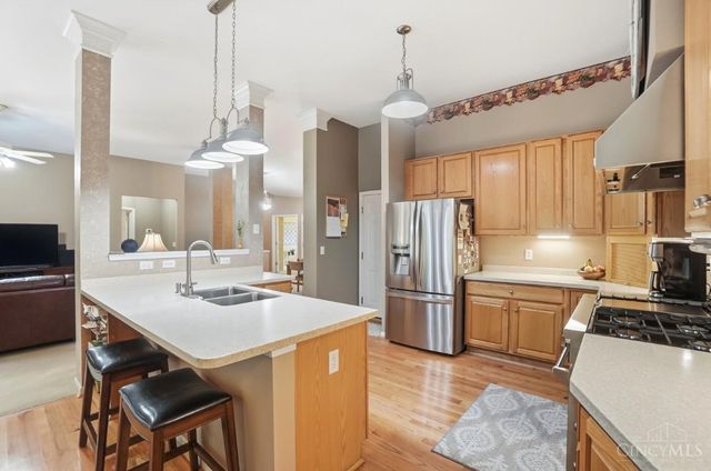 5594 Crestwood Drive, Mason, OH 45040
