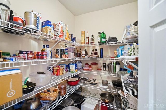 5594 Crestwood Drive, Mason, OH 45040