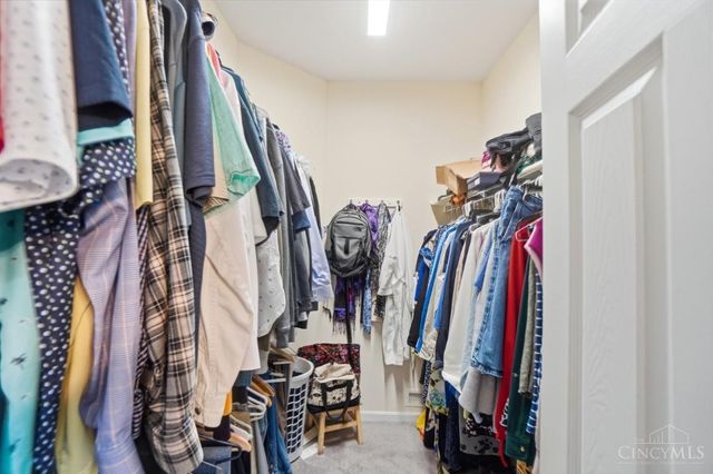 5594 Crestwood Drive, Mason, OH 45040