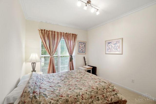 5594 Crestwood Drive, Mason, OH 45040