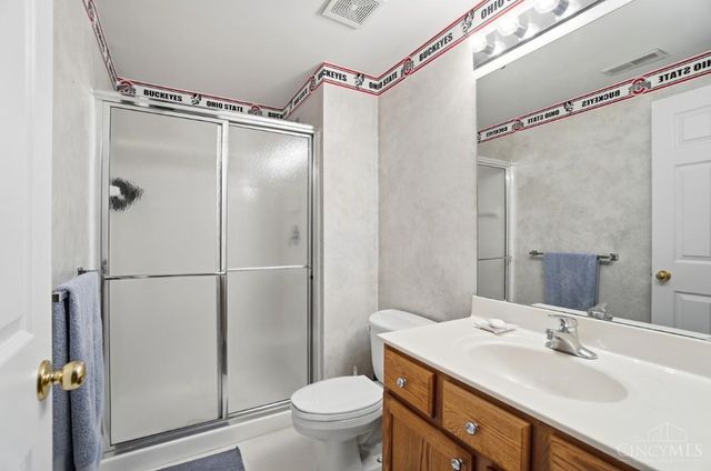 5594 Crestwood Drive, Mason, OH 45040