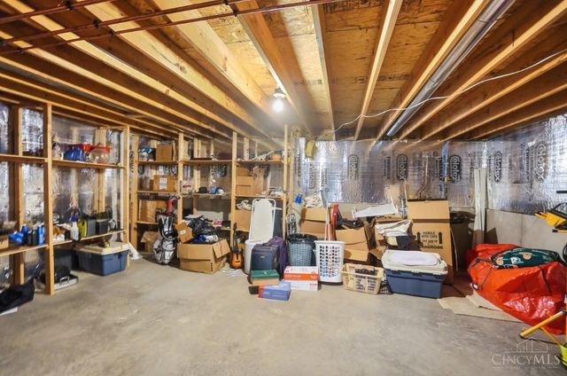 5594 Crestwood Drive, Mason, OH 45040
