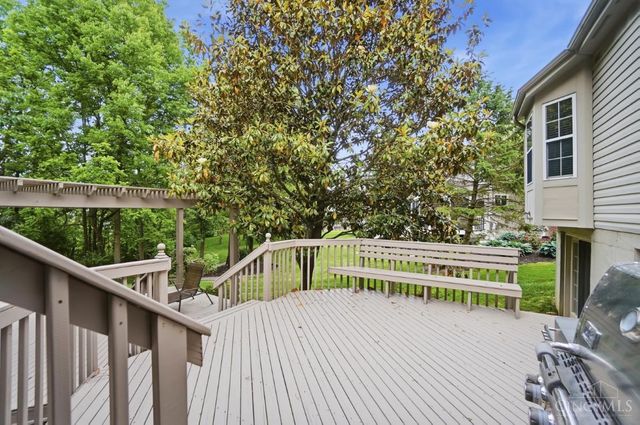 5594 Crestwood Drive, Mason, OH 45040