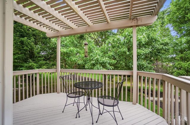5594 Crestwood Drive, Mason, OH 45040