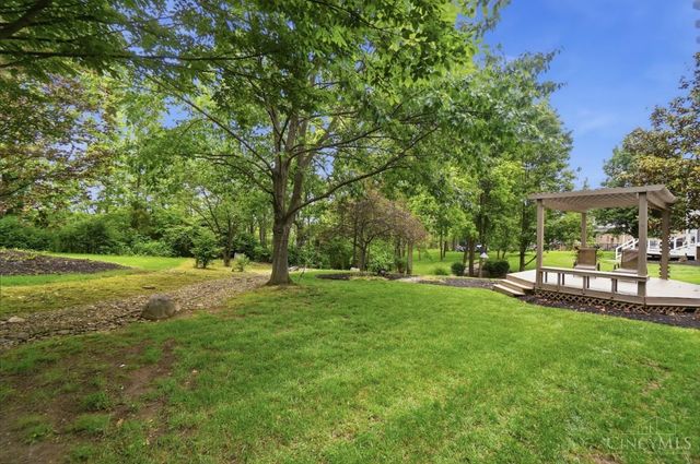 5594 Crestwood Drive, Mason, OH 45040