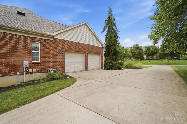 5594 Crestwood Drive, Mason, OH 45040