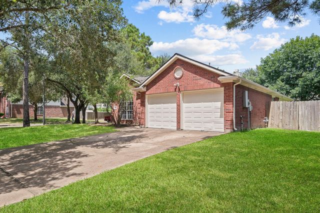 5827 Willow Park Drive, Richmond, TX 77469