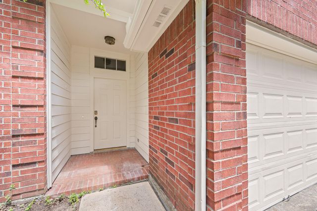 5827 Willow Park Drive, Richmond, TX 77469