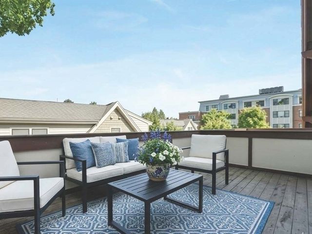 201 Freeman Street A7, Brookline, MA 02446