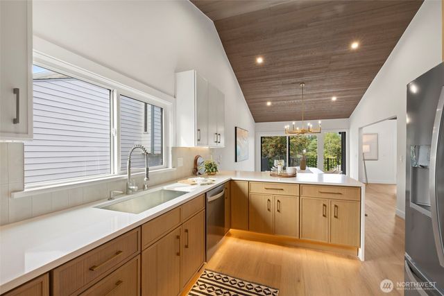 3611 Shelby Road, Lynnwood, WA 98087