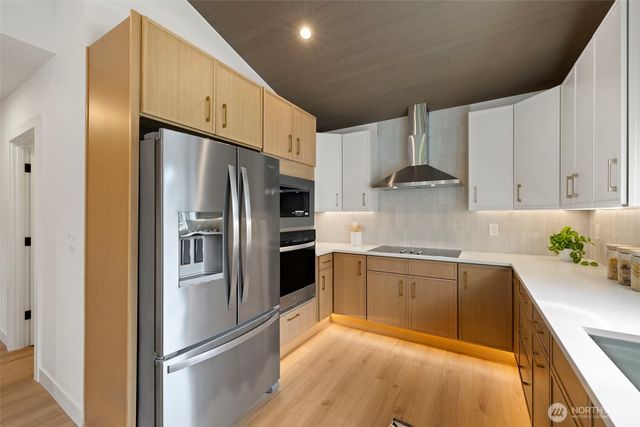 3611 Shelby Road, Lynnwood, WA 98087