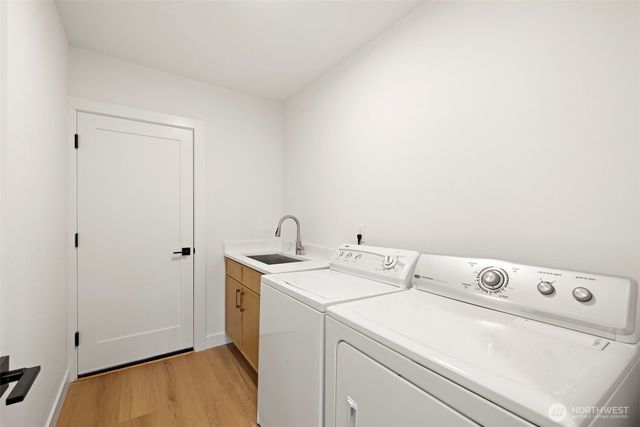 3611 Shelby Road, Lynnwood, WA 98087