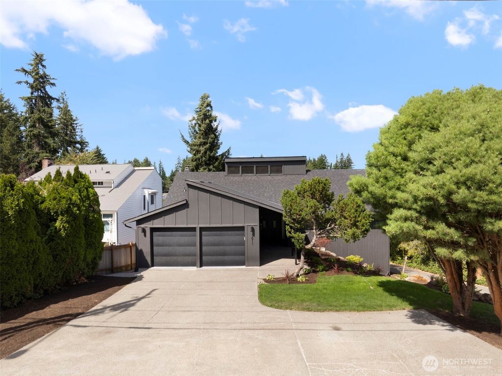 3611 Shelby Road, Lynnwood, WA 98087